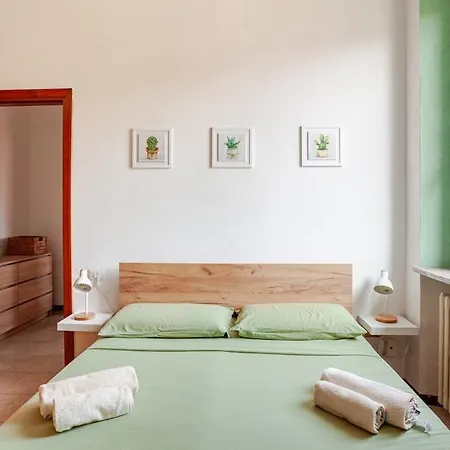 House 5 Minutes From Arona