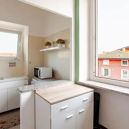 House 5 Minutes From Arona
