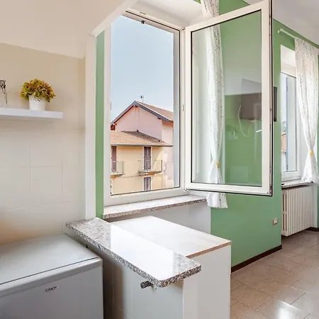 House 5 Minutes From