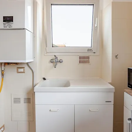 Apartment House 5 Minutes From
